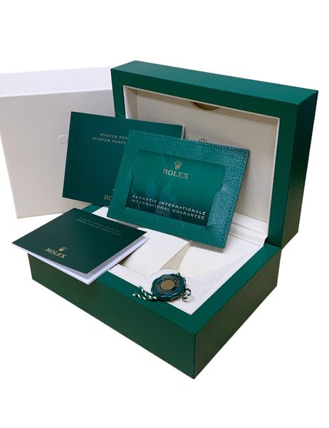 Rolex Oyster Perpetual 126000